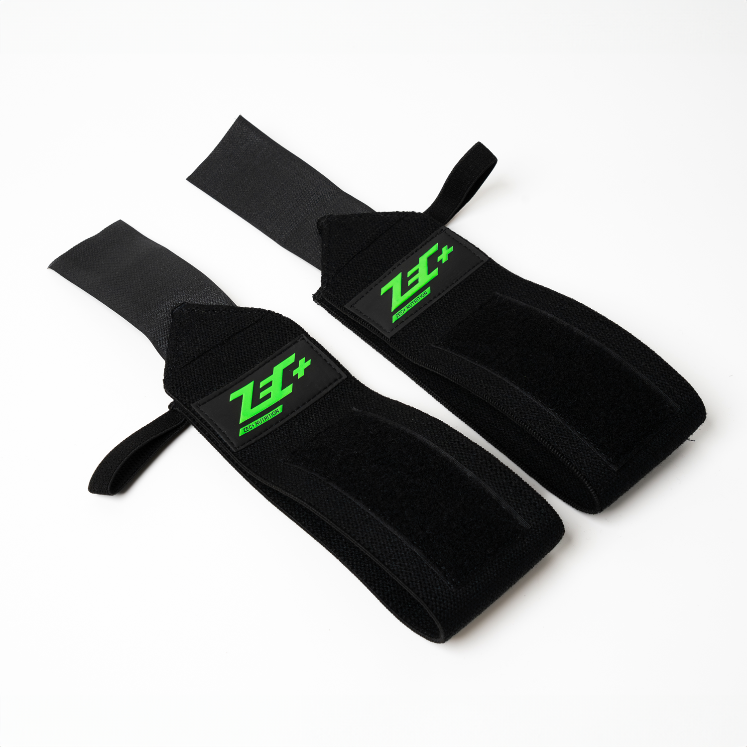 Zec+ Wrist Wraps, zwei Stück nebeneinander geöffnet, schwarze Handgelenkbandagen mit Logo.